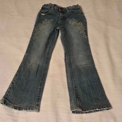 Pantalones de mezclilla Bongo para niñas talla 6 detalles bordados pierna acampanada deslumbrada [T1/21] Foto 1 de 4