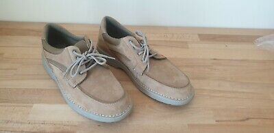 Mens Clarkes Casual Shoes UK Size 11 Light Brown Suede Cushion Cell • 36.68€