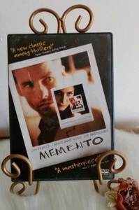 Memento DVD Revenge Thriller Movie Guy Pearce Carrie-Anne Moss Murder Mystery - Picture 1 of 3
