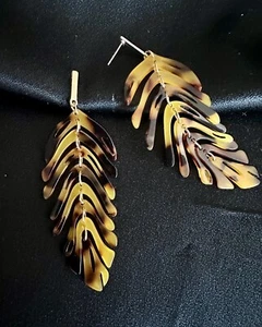 House Of Harlow Tortoise Leafs Drop Earrings lightweight - Picture 1 of 2