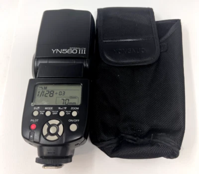 Yongnuo YN560-III Wireless Speedlite Flash 2.4 GHz Receiver With Case - Image 1 of 4