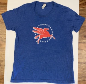T-Shirt Dallas 1949 fliegendes rotes Pferd Pegasus Logo Mobil Öl Gas Jugend L/XS Erwachsene - Bild 1 von 9