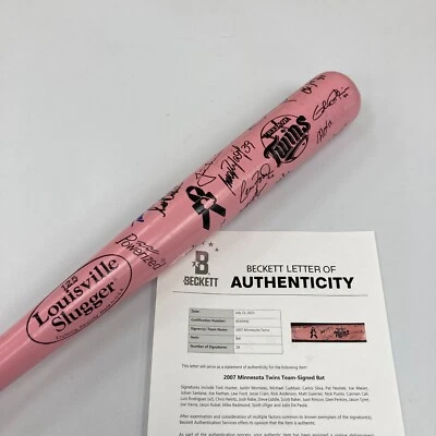 2007 Minnesota Twins Team Signed Mother's Day Baseball Bat Joe Mauer Beckett COA - Image 1 of 4