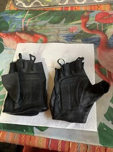 Olympia Motorcycle Half Finger Knuckle Black Leather Gloves Size M - Picture 1 of 12