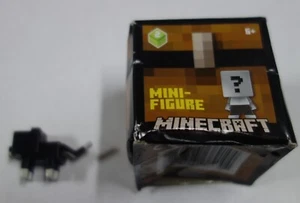 Minecraft Mini-Figures Chest Series 2 Black Tuxedo Cat Figure Open Blind Box - Picture 1 of 6