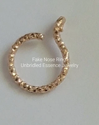 Anillo nariz falsa oro 20 Ga 14k anillo nariz brillante esencia desenfrenada Foto 1 de 4