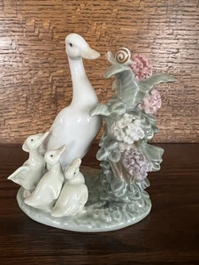 Lladro #1439 Wie geht's? Ente, Entenküken & Schnecke Figur ~ signiert mit Karton - Bild 1 von 13