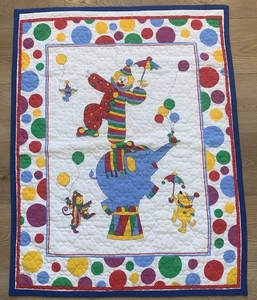 VINTAGE Zirkus Clowns Elefant Polka Dots Baby Kinderzimmer Krippe Decke 43"X33,5" - Bild 1 von 8