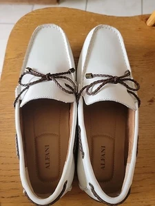 ALFANI Men's White Leather Loafers Brand New Size 10.5M - Picture 1 of 16