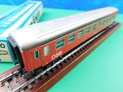 C04 Märklin H0 4045 Personenwagen DSB rot Blech OVP TOP - Bild 1 von 4
