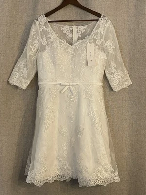 Short Wedding Dress With Short Sleeves Lace Appliques Bridal Gown Size 3XL NEW - Image 1 of 3