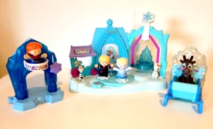 Disney Frozen Arendelle Winter Wonderland Playsets 4 Little People Figures - Picture 1 of 11