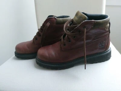 Timberland Brown Leather Lace Ankle Boots Green Trim #81322 WOMENS 7W Vgc - Image 1 of 4