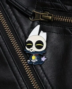 The Owl House Cartoon King Lapel Pin Badge - Picture 1 of 3
