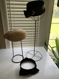 LOTE DE 3 sombreros vintage para mujer Jacomet, terciopelo Reggi Wilshire - Imagen 1 de 7