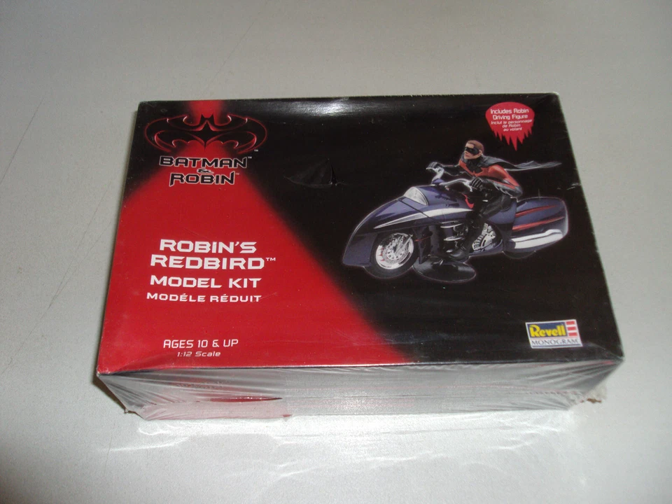 REVELL BATMAN & ROBIN ROBIN'S REDBIRD IN 1/12 SCALE - Image 1 of 1