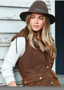 New Burke & Wills St Arnaud Ladies 9Oz Oilskin Winter Vest Adult Detachable Hood - Bild 1 von 13