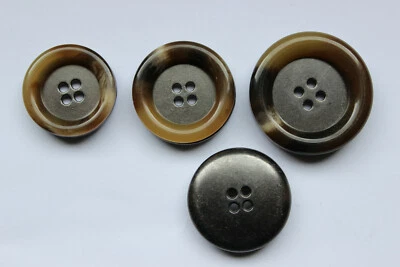 10 Knöpfe, Metall u. Kunststoff, Farbverlauf, Größe: ca. 23, 25, 30 mm, 2 Farben - Bild 1 von 4