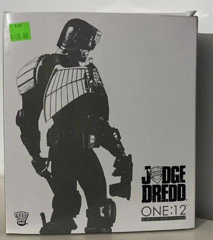 Mezco Judge Dredd One:12 Collective Action Figure Black and White NYCC Exclusive Cover
