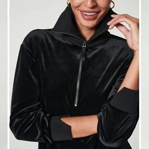 NWT SPANX Black Velvet Half-Zip Velvet Sweatshirt Size Medium - Picture 1 of 11
