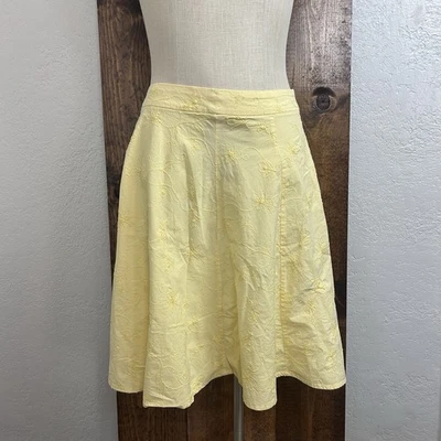 Linda falda St. Johns Bay para mujer 10 amarilla floral bordada Cottagecore verano Foto 1 de 4
