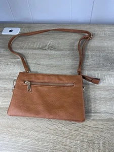 Clutch oder Umhängetasche, veganes Leder, neu ohne Etikett, unbenutzt! Top! - Bild 1 von 10