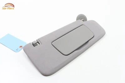 Chevrolet Equinox 2022-2024 lado del pasajero delantero derecho parasol parasol OEM Foto 1 de 4