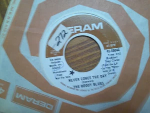 PROMO DERAM 45 RECORD/MOODY BLUES/SO DEEP WITHIN YOU/ PSYCH ROCK/NEVER COMES DAY - Imagen 1 de 2