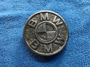 Hebilla de cinturón de bronce redonda BMW edición limitada 1975 vintage. Hecho en EE. UU. - Imagen 1 de 6