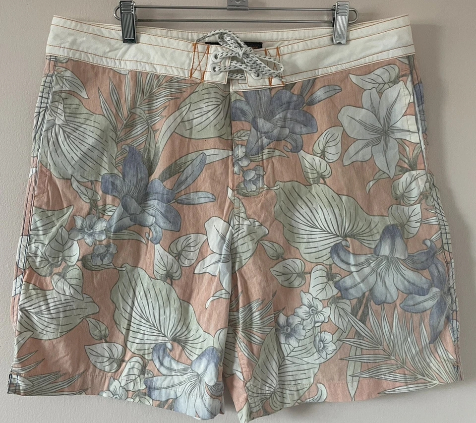 Reyn Spooner Men's Orange Hawaiian Board Shorts – Size 34, Unlined - Image 1 of 3