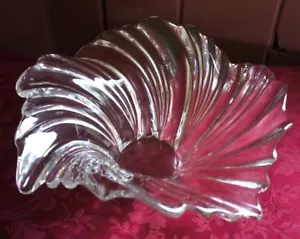 LARGE MIKASA CRYSTAL CENTERPIECE BELLE EPOCH 14.5" SWIRL BOWL - Picture 1 of 3