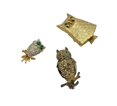 3 alfileres de búho chapados en oro con circonita cúbica y maceta de maquillaje Foto 1 de 4