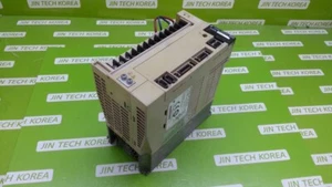 5019) [USED] YASKAWA SGDS-30A12A / discoloration, no cover - Picture 1 of 4