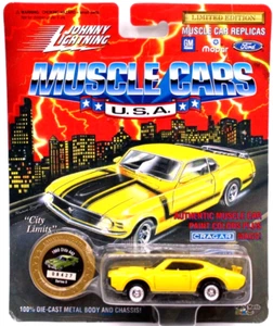 Johnny Lightning Muscle Cars USA Series 9 1969 Oldsmobile 442 yellow - Picture 1 of 4
