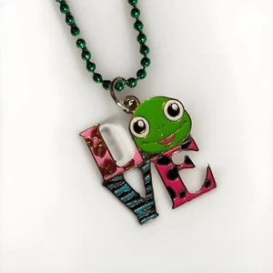 Sea World Necklace Show Your LOVE of Sea Turtles Cute Colorful Sea Turtle NWT - Picture 1 of 3