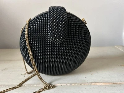 Bolso de noche redondo negro Whiting and Davis 6" Foto 1 de 4