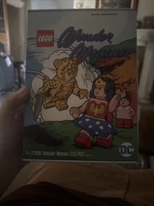 LEGO Super Heroes: Wonder Woman (77906) New Sealed - Picture 1 of 2