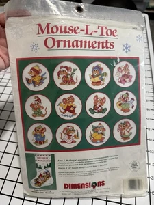 Dimensions Mouse - L-Toe Christmas Ornaments Counted Cross Stitch Amy Wulfing  - Bild 1 von 5