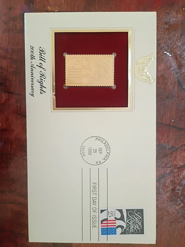 "BILL OF RIGHTS 200º ANIVERSÁRIO" SELO DOURADO DESIGN CAPA PRIMEIRO DIA DE EMISSÃO - Imagem 1 de 2