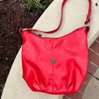 Bolso Cartera de Hombro Hobo Vintage Capezio 1887 Rojo Carmesí BOHO CLASSIC Usado en Excelente Condición Foto 1 de 4