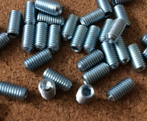 5 de M5 x 10 mm Juego de enchufes de punto de taza de acero duro 45H chapados en zinc - Imagen 1 de 1