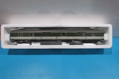 HO Scale Roco 44916 DB Baggage Passenger Car  Lot#2614 - Image 1 of 4