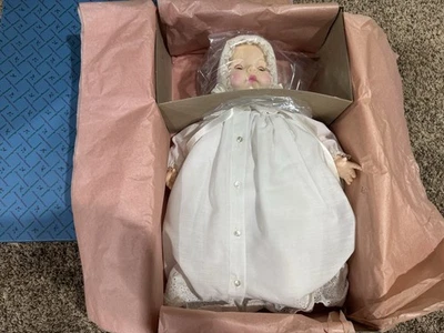 Boneca bebê Madame Alexander Victoria - 5760 caixa e etiqueta originais - Imagem 1 de 4