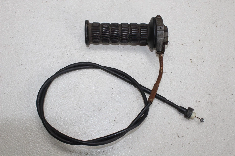 72-73 YAMAHA AT2 125 CABLE ACELERADOR LÍNEA CARCASA GUÍA Foto 1 de 4
