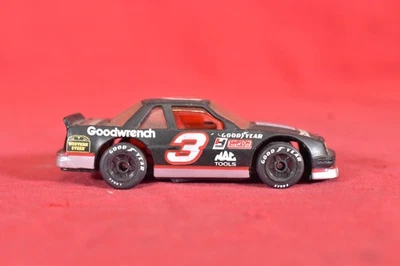 Matchbox Dale Earnhardt #3 1:66 Die-Cast Mid-90's NASCAR Goodwrench Monte Carlo - Image 1 of 4