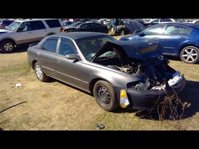 1998 1999 2000 2001 2002 MAZDA 626 Power Steering Pump/motor 2.0l - Image 1 of 4