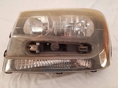 Faro izquierdo Chevy Trail Blazer 2002 2003 2004 2005 2006 2007 2008 2009 OEM  Foto 1 de 4