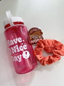 Offline by Aerie Water bottle,Sticker And Scrunchie Brand New - Picture 1 of 1