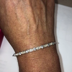 Avon Elegant Rhinestone Bracelet Silver tone White Stones - Picture 1 of 3