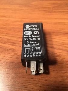 Relay Control Module Unit 893919082A 5KH004154 08 - Picture 1 of 1